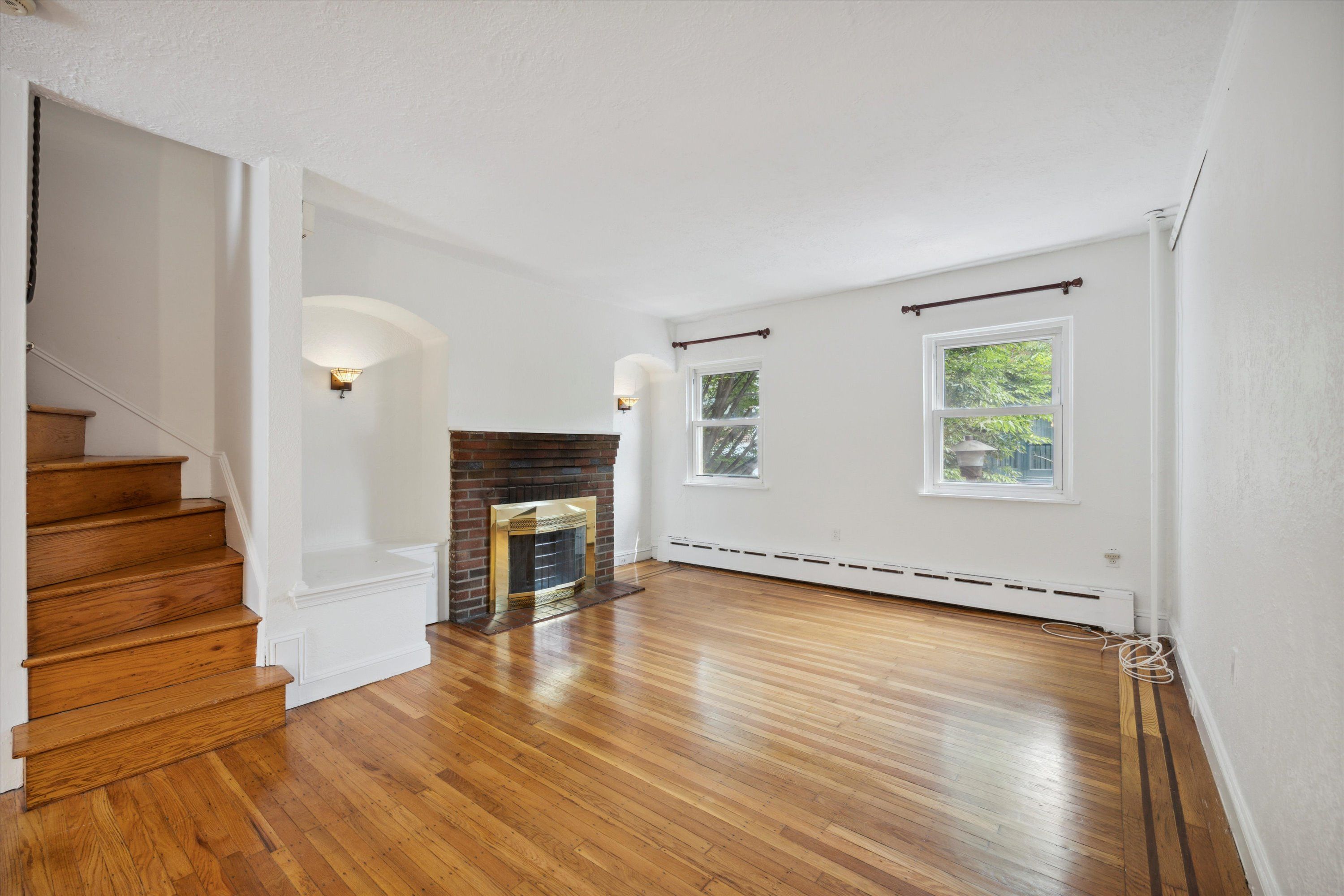 2037 Rittenhouse SQ Unit 2