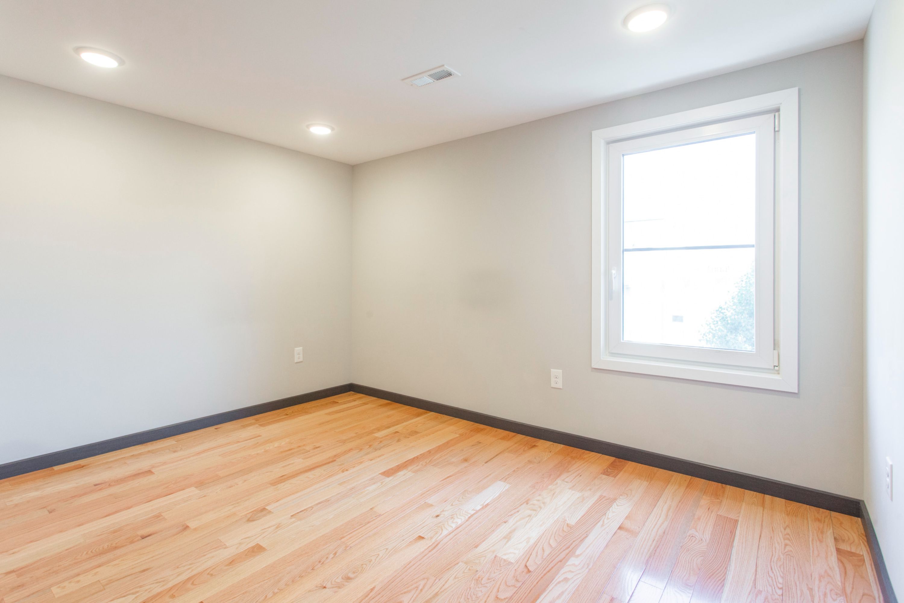 2545-47 MONTROSE ST Unit D
