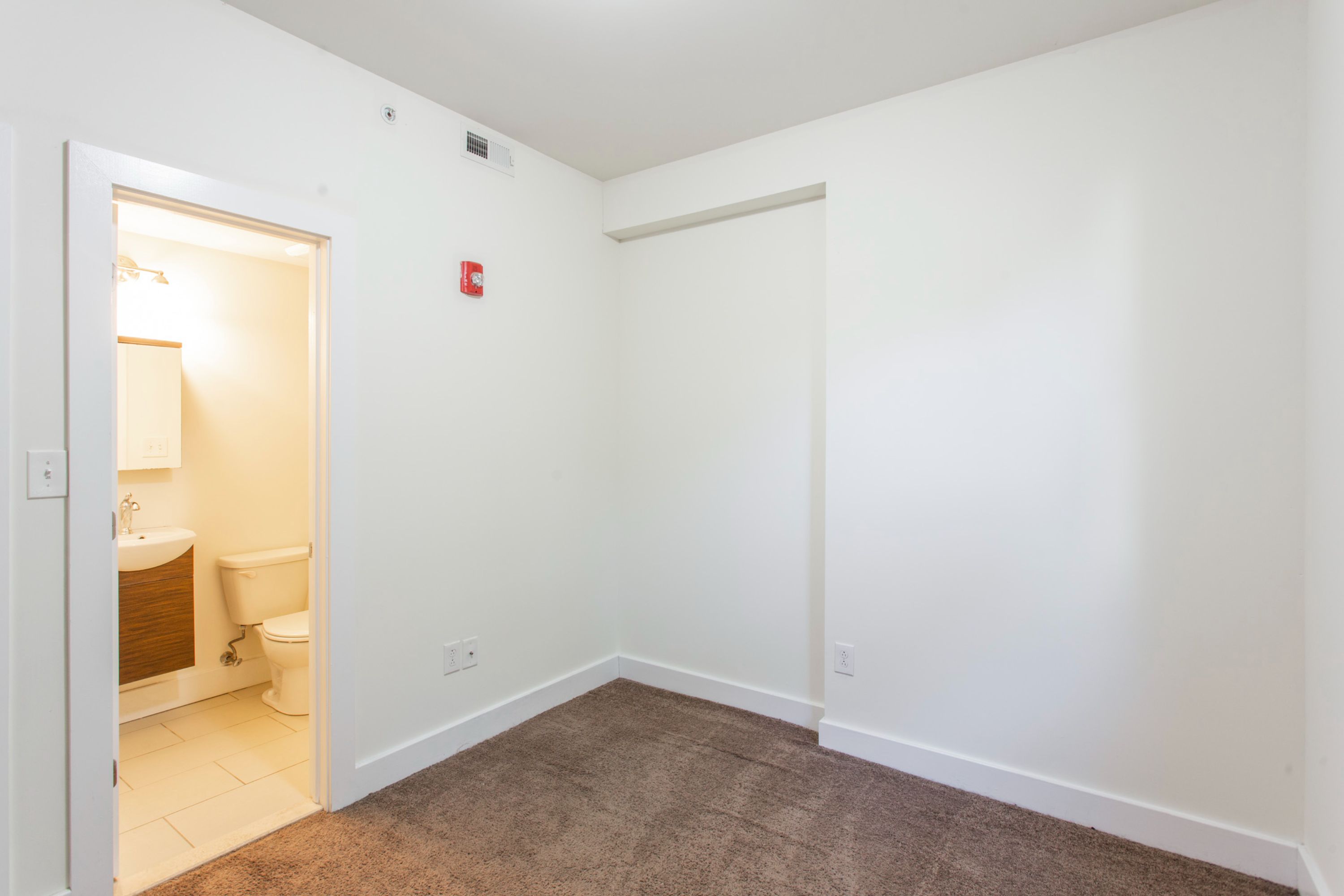 3836-50 SPRING GARDEN ST Unit 27
