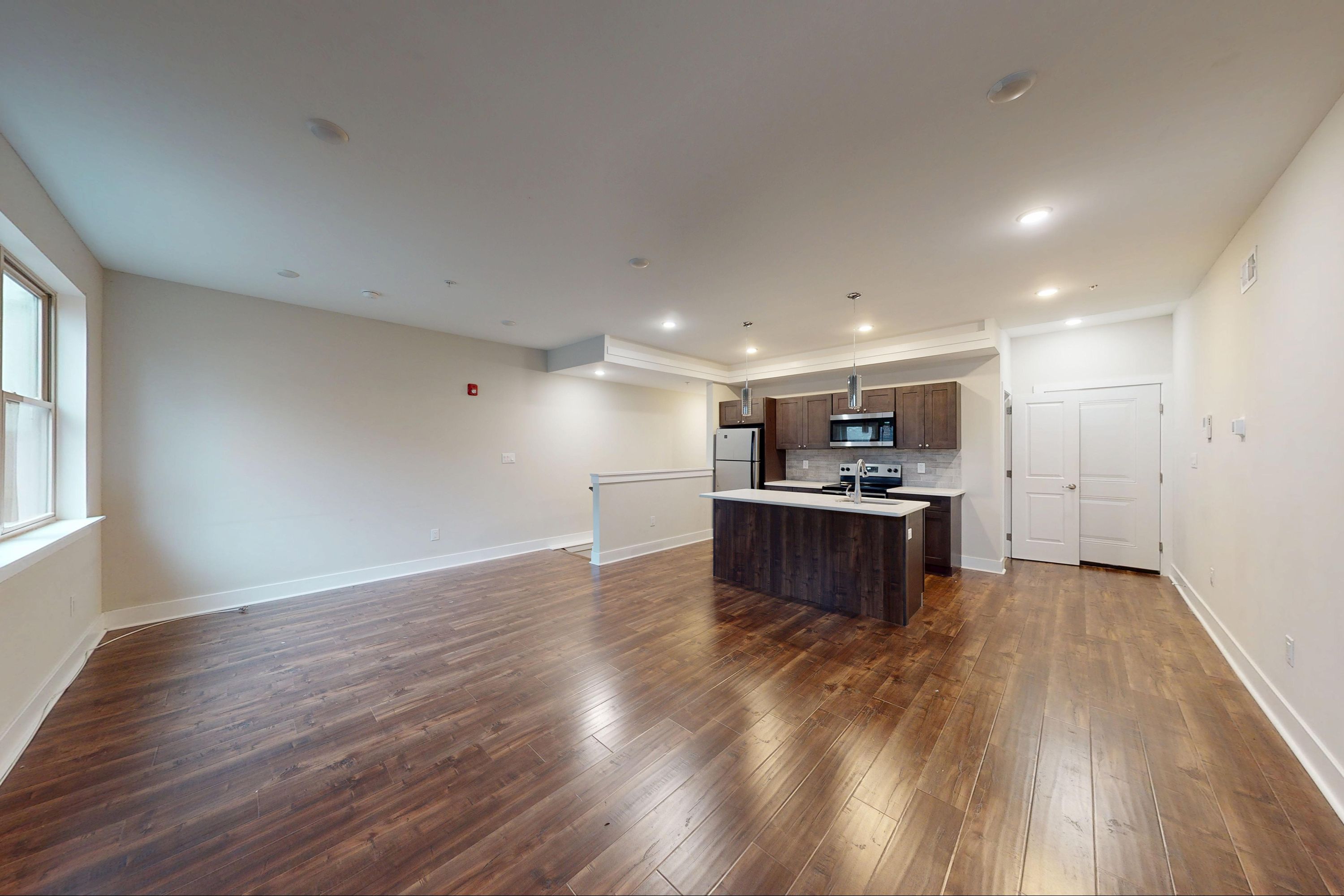 1419 N Franklin St Unit 2