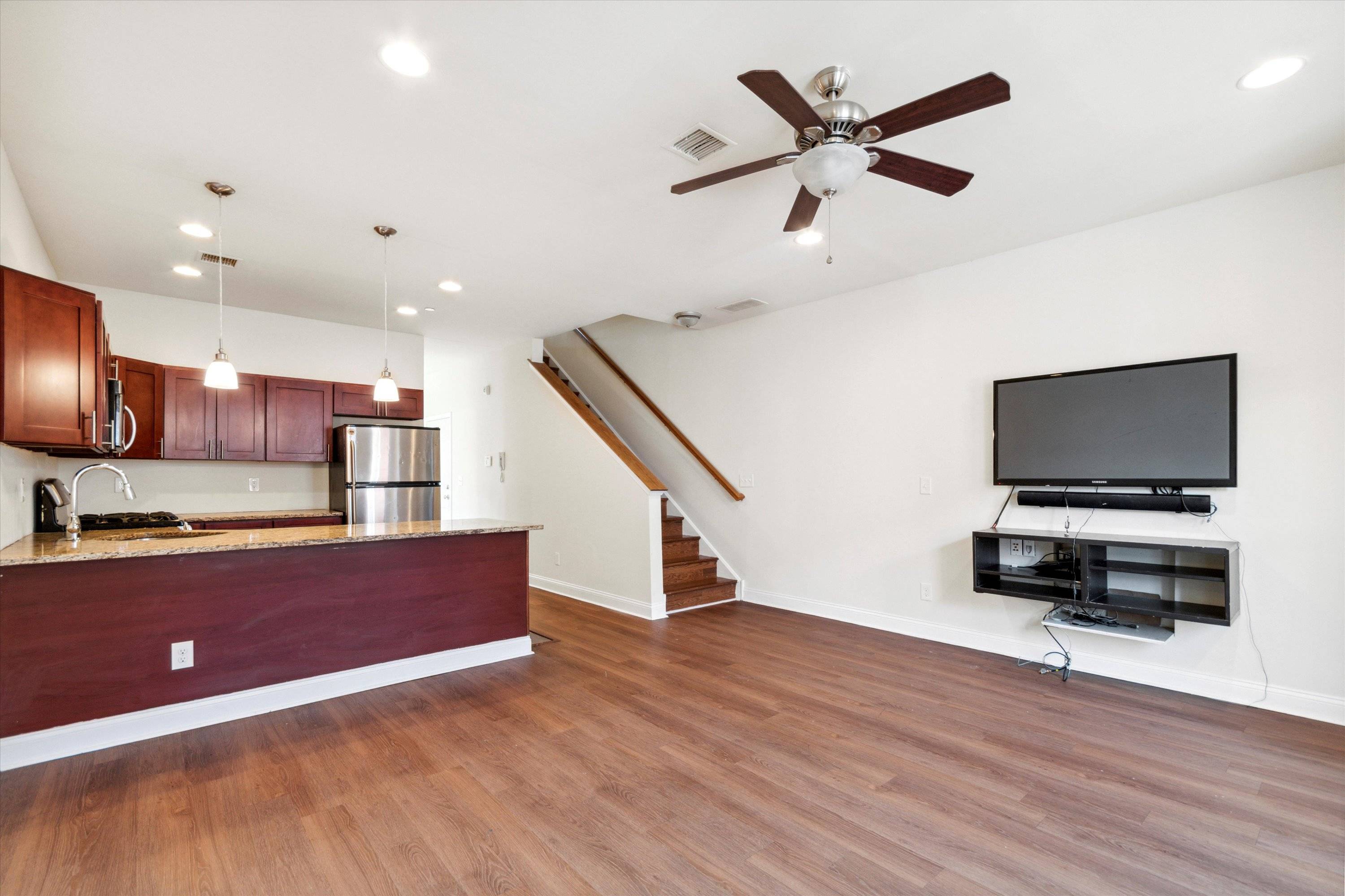 1906 N 18TH ST Unit B