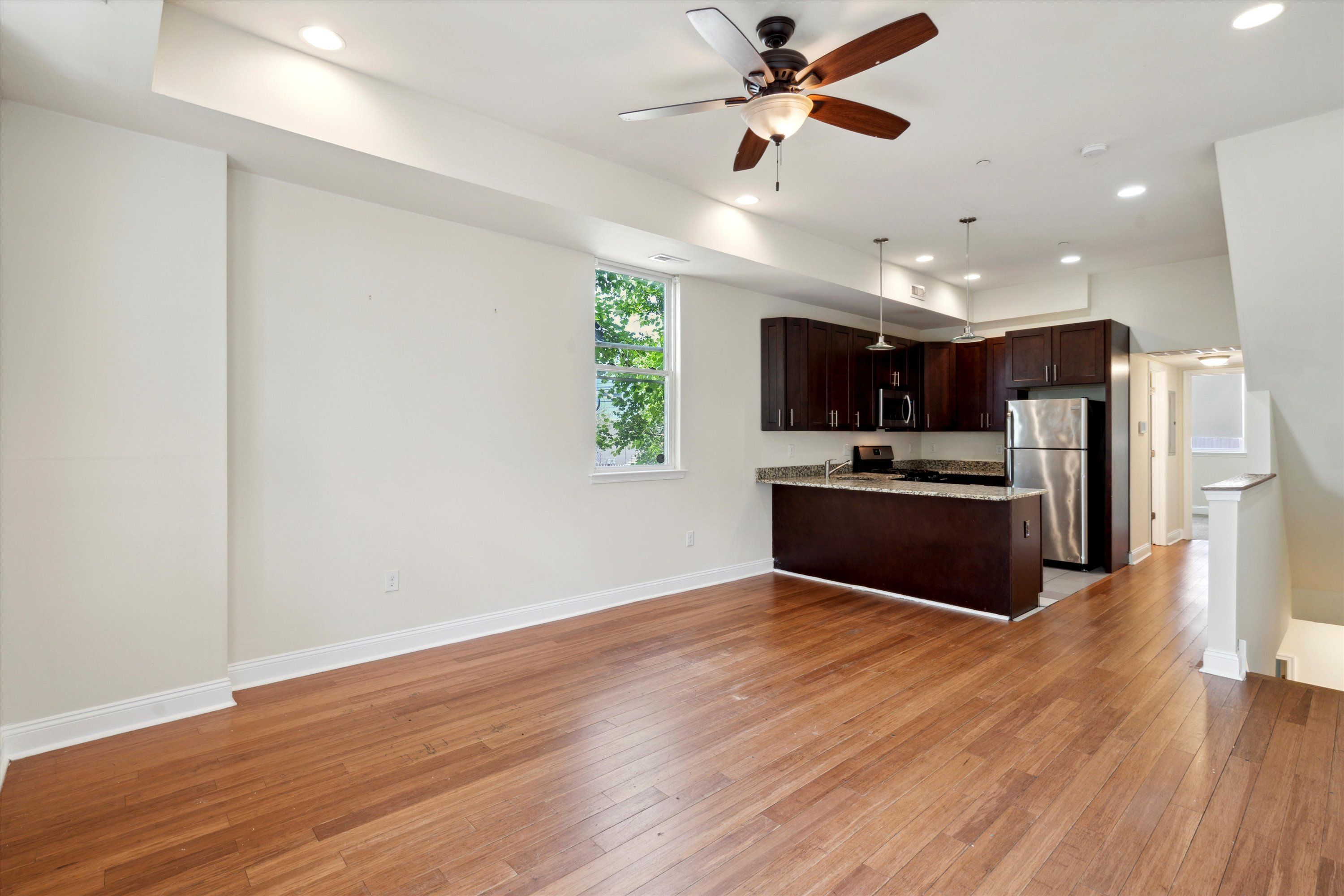 1832 W MONTGOMERY AVE Unit A