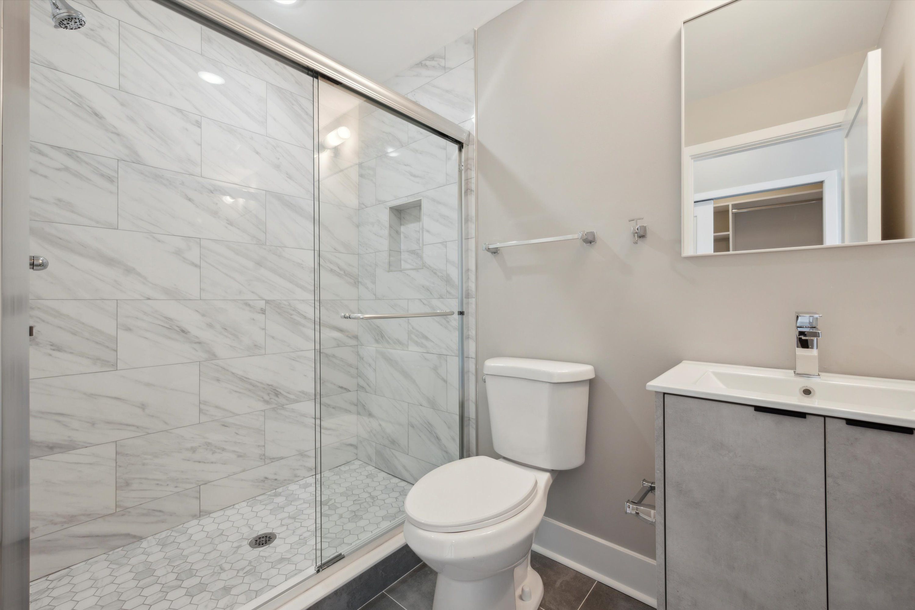 1513 Seybert St Unit 2