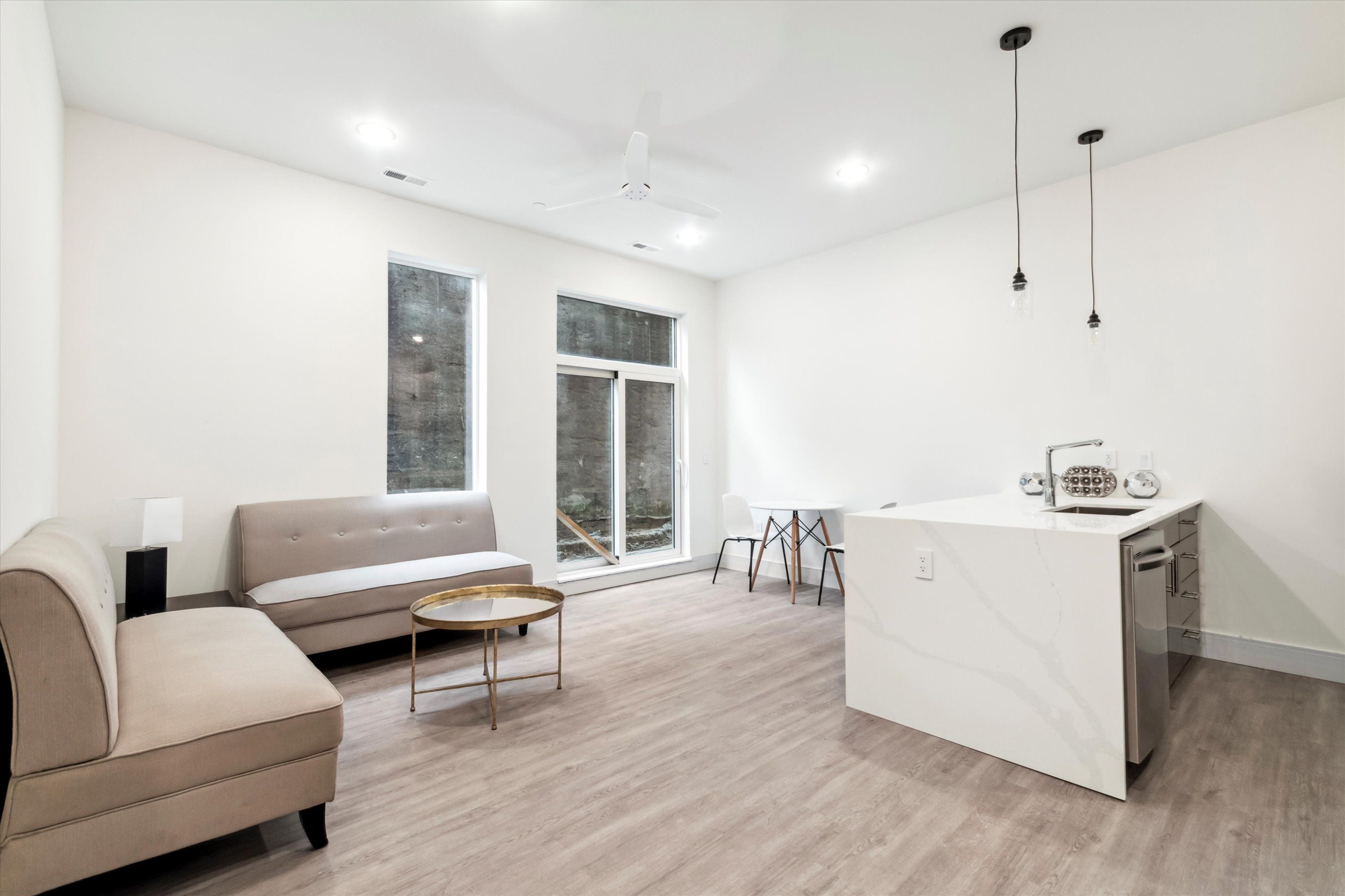 1221 E Fletcher St Unit 102