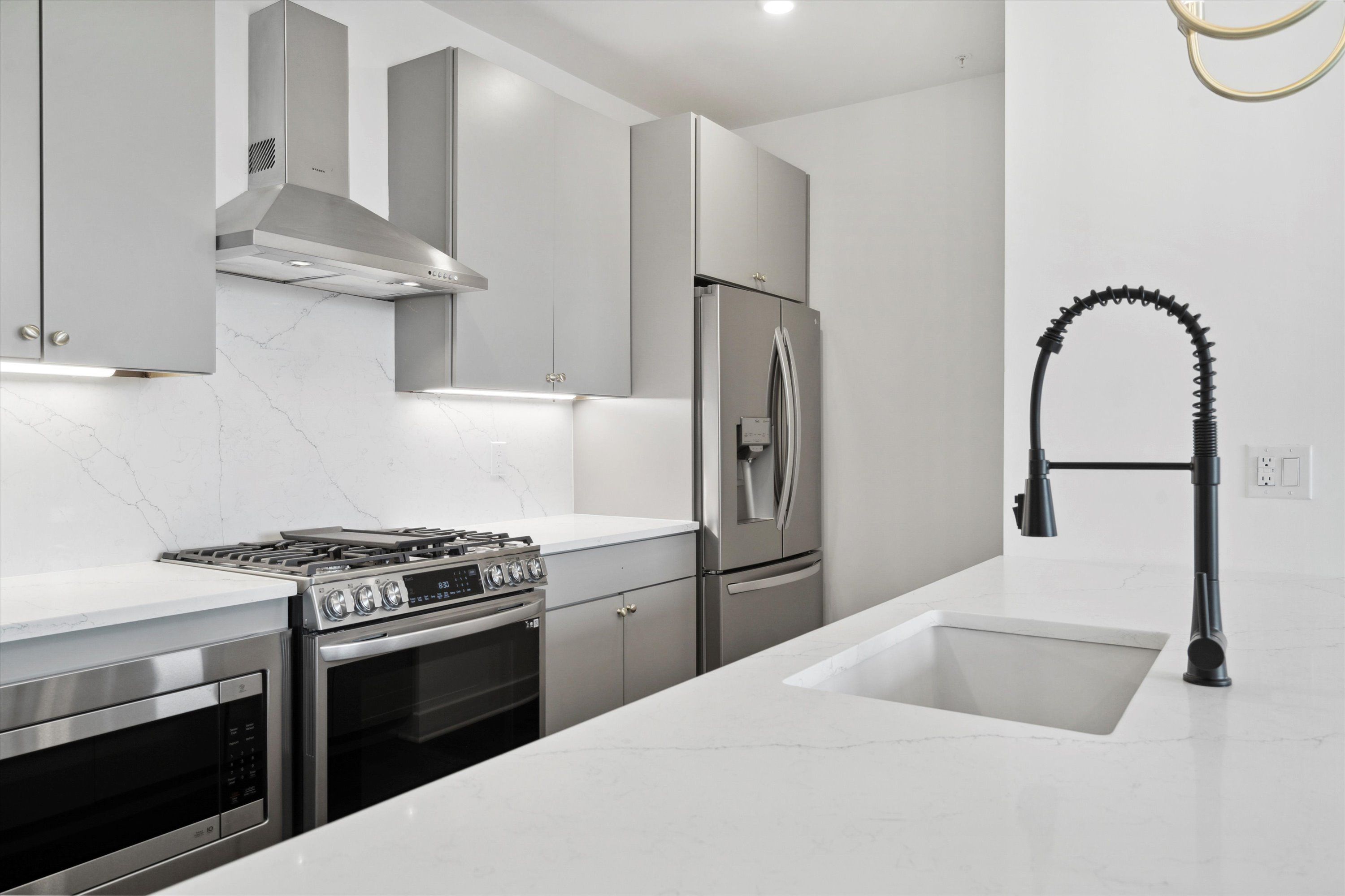 2636 E YORK ST Unit 406
