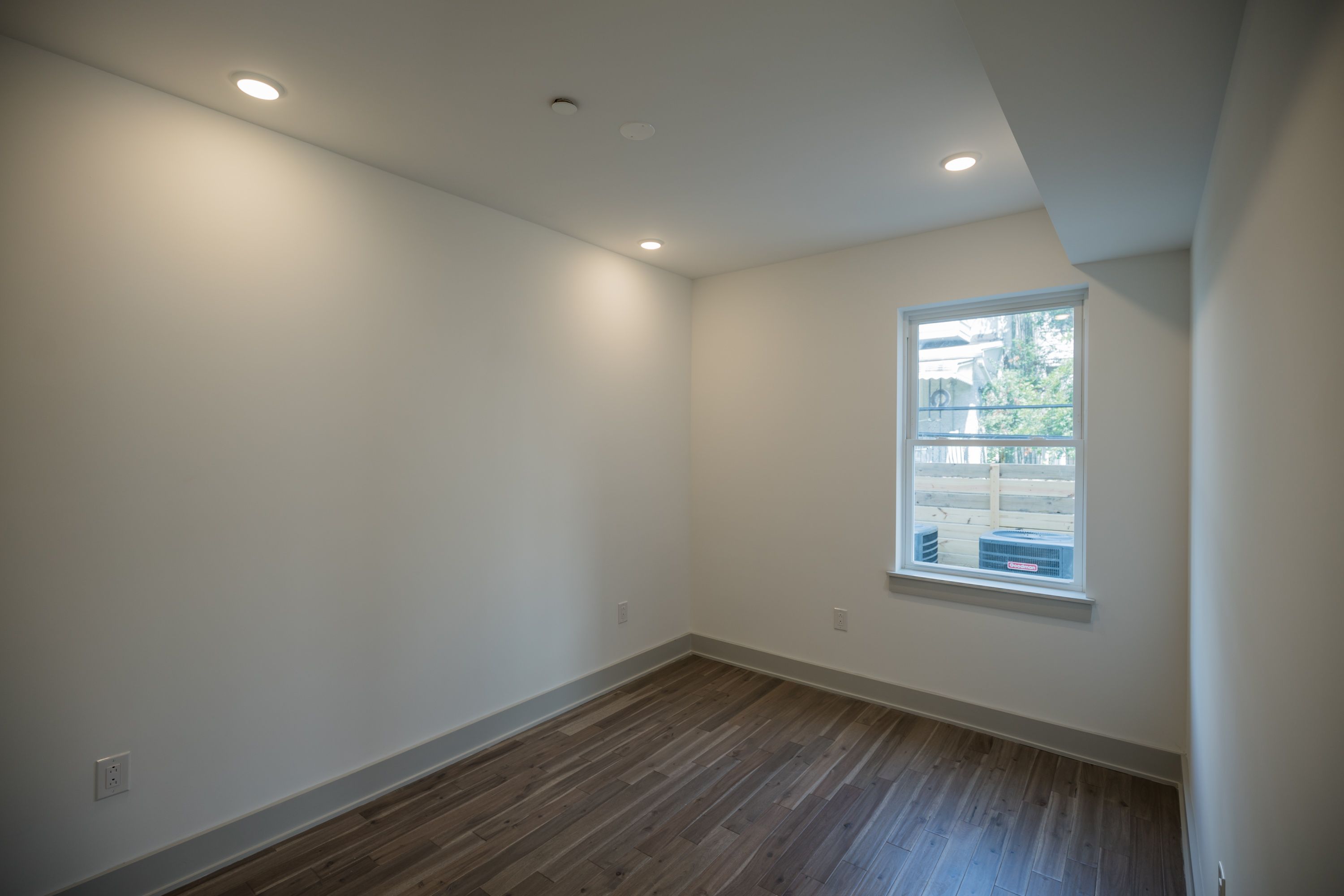 3213 HAVERFORD AVE Unit 4