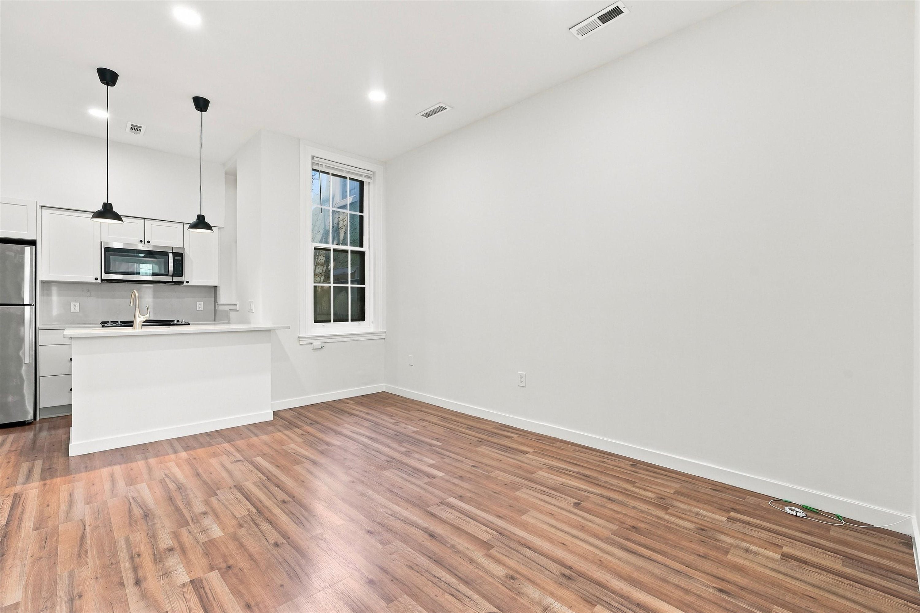 1525 Green St Unit 2F