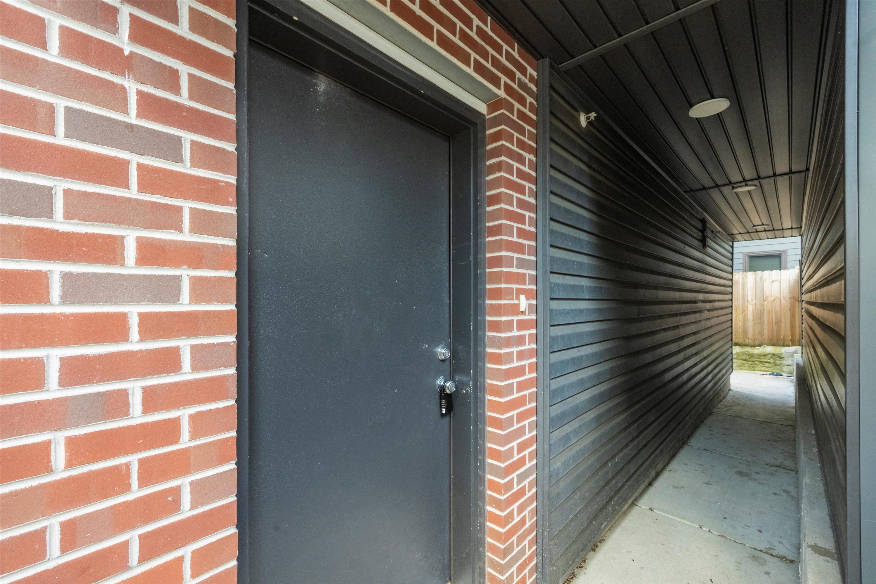 1519 N Sydenham St Unit A