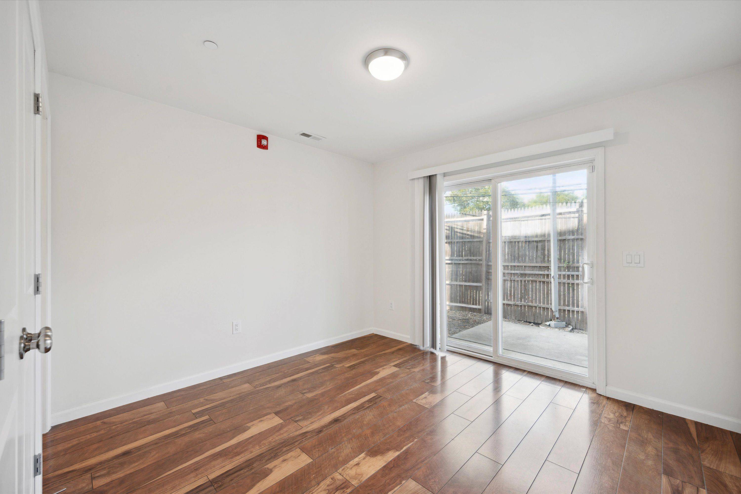 4614 Sansom St Unit 1