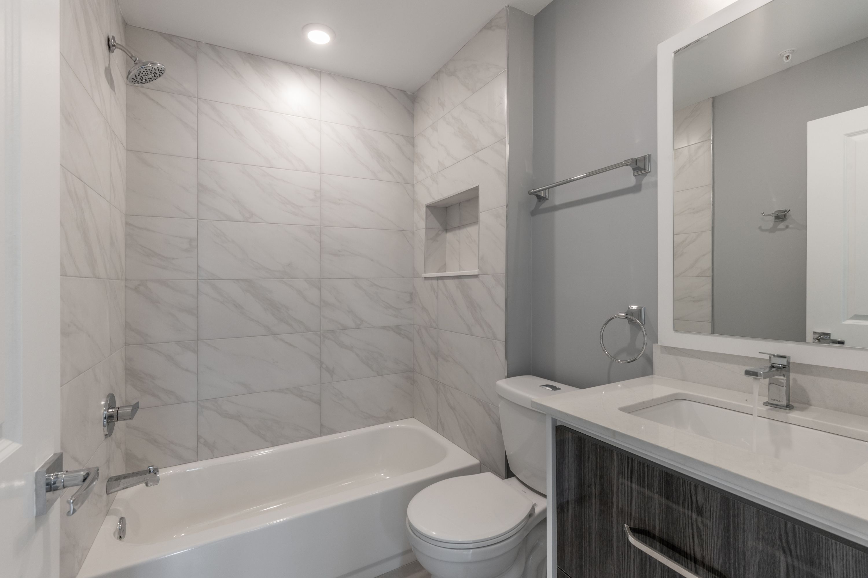 1222 N Marshall ST Unit 105