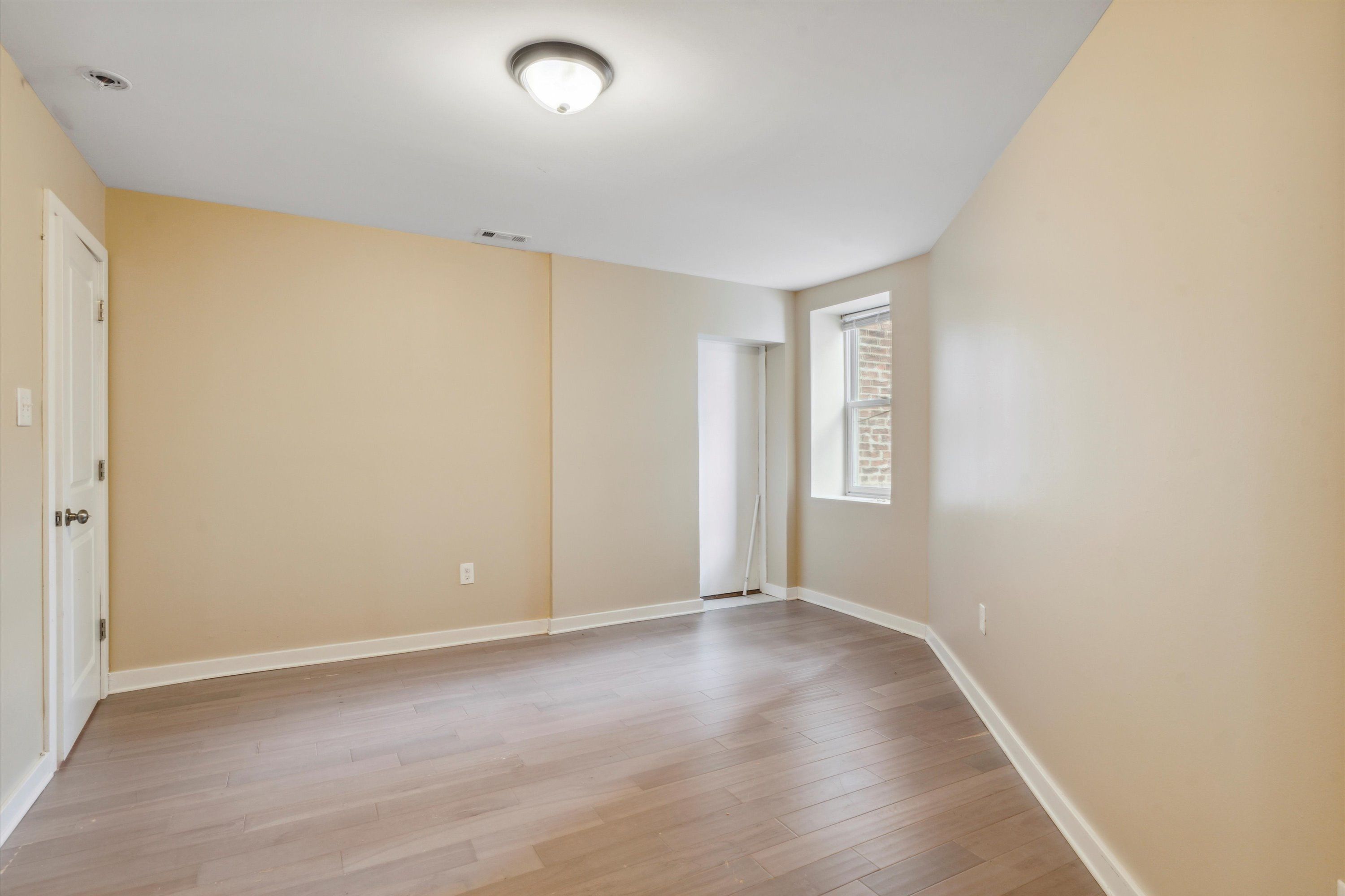 718 N 15TH ST Unit 4