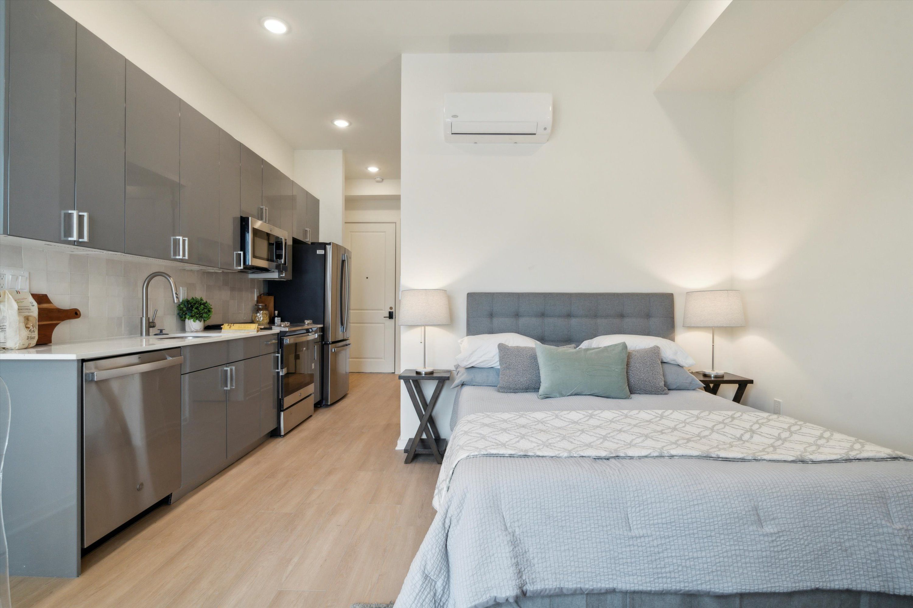 225 N 12TH ST Unit 305