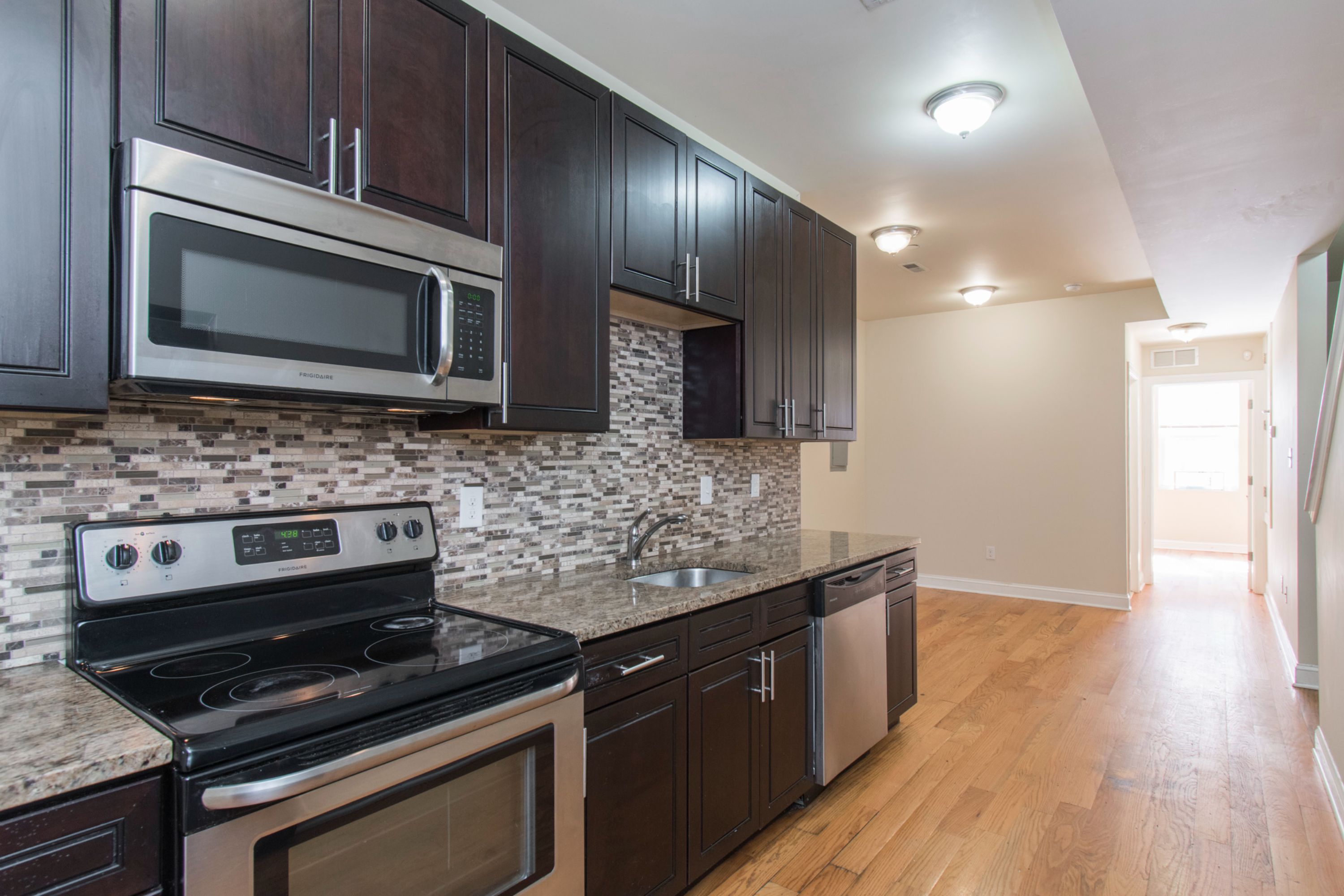 2043 N GRATZ ST Unit 2
