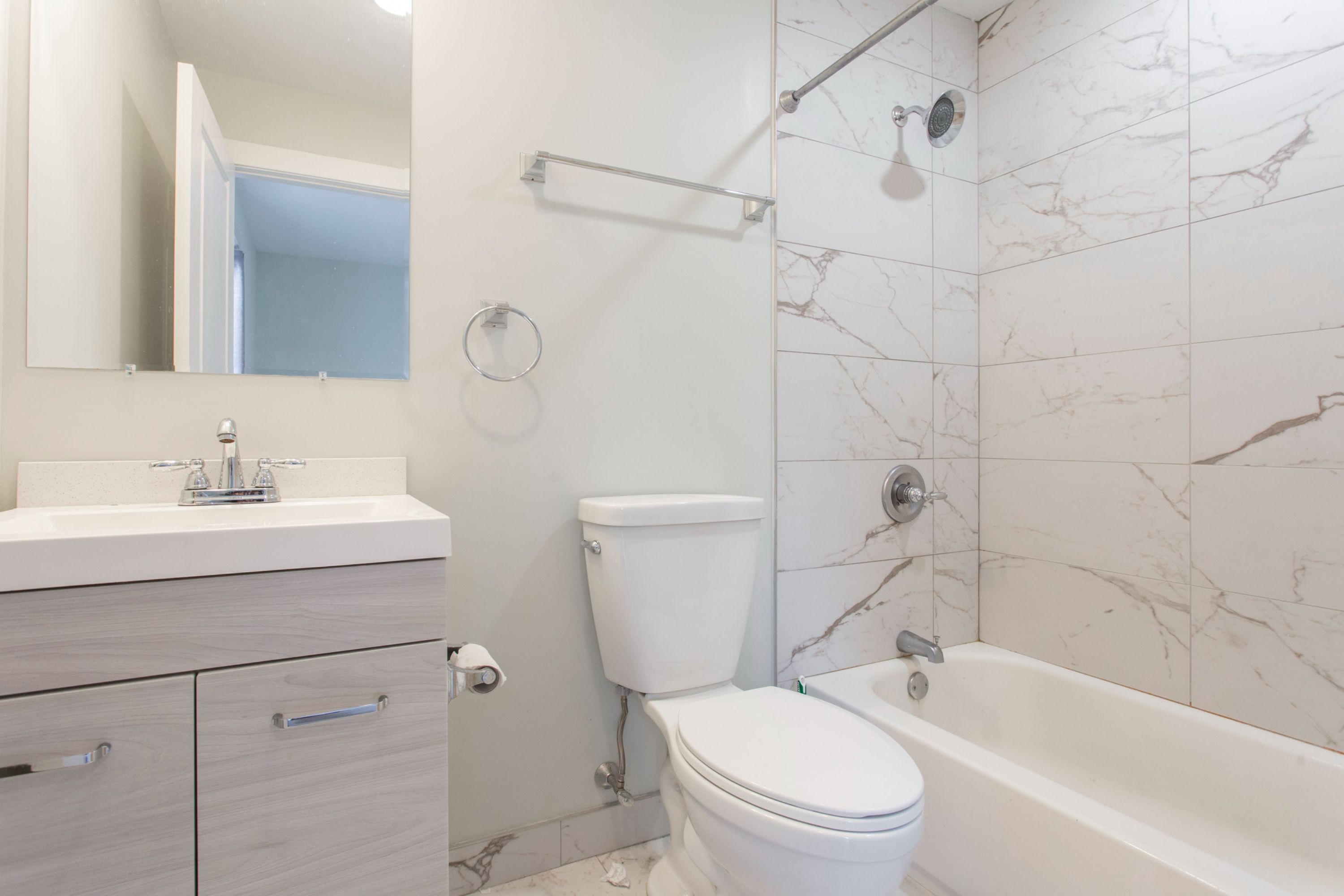 1533-39 PARRISH ST Unit 3F