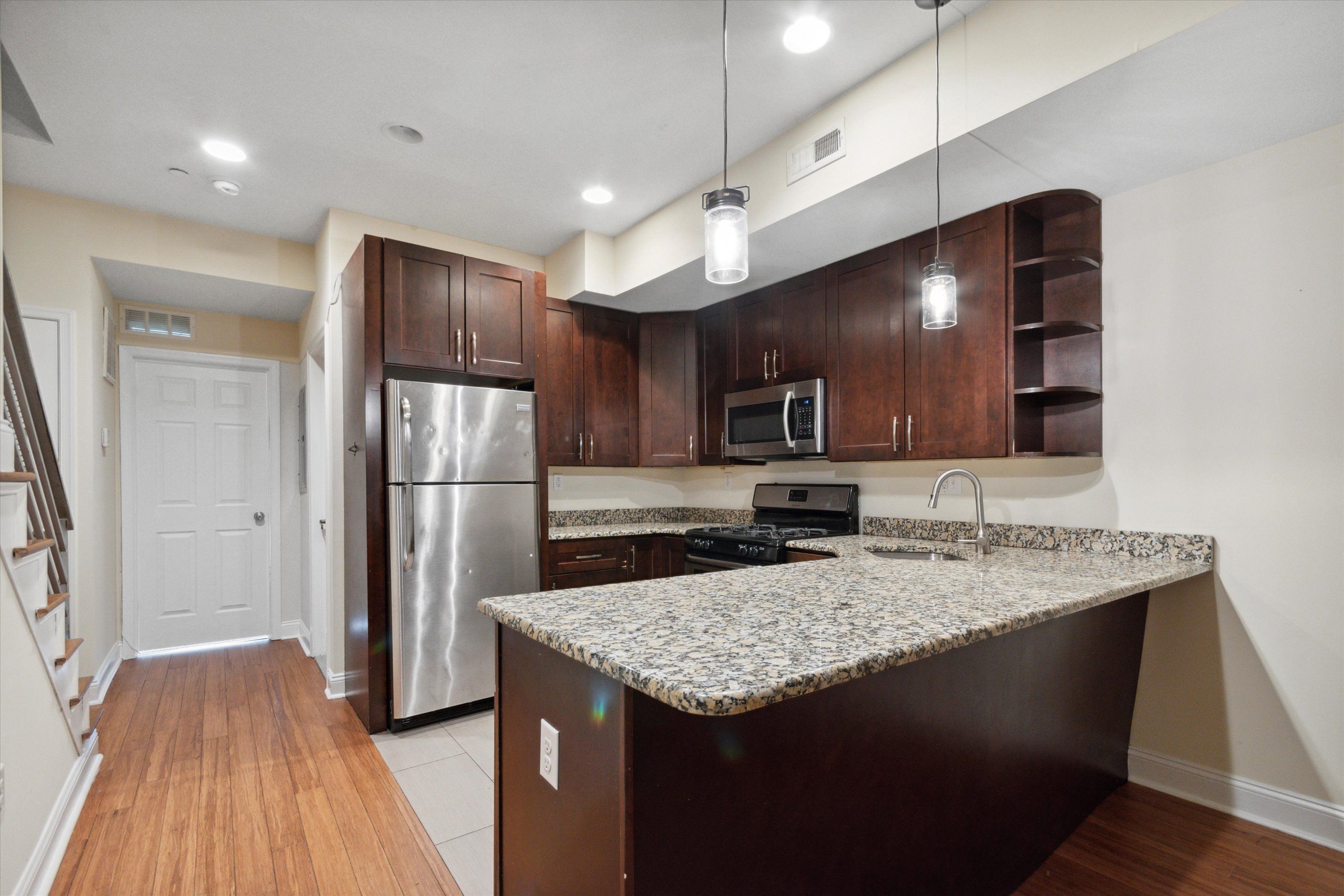 1408 WILLINGTON ST Unit B