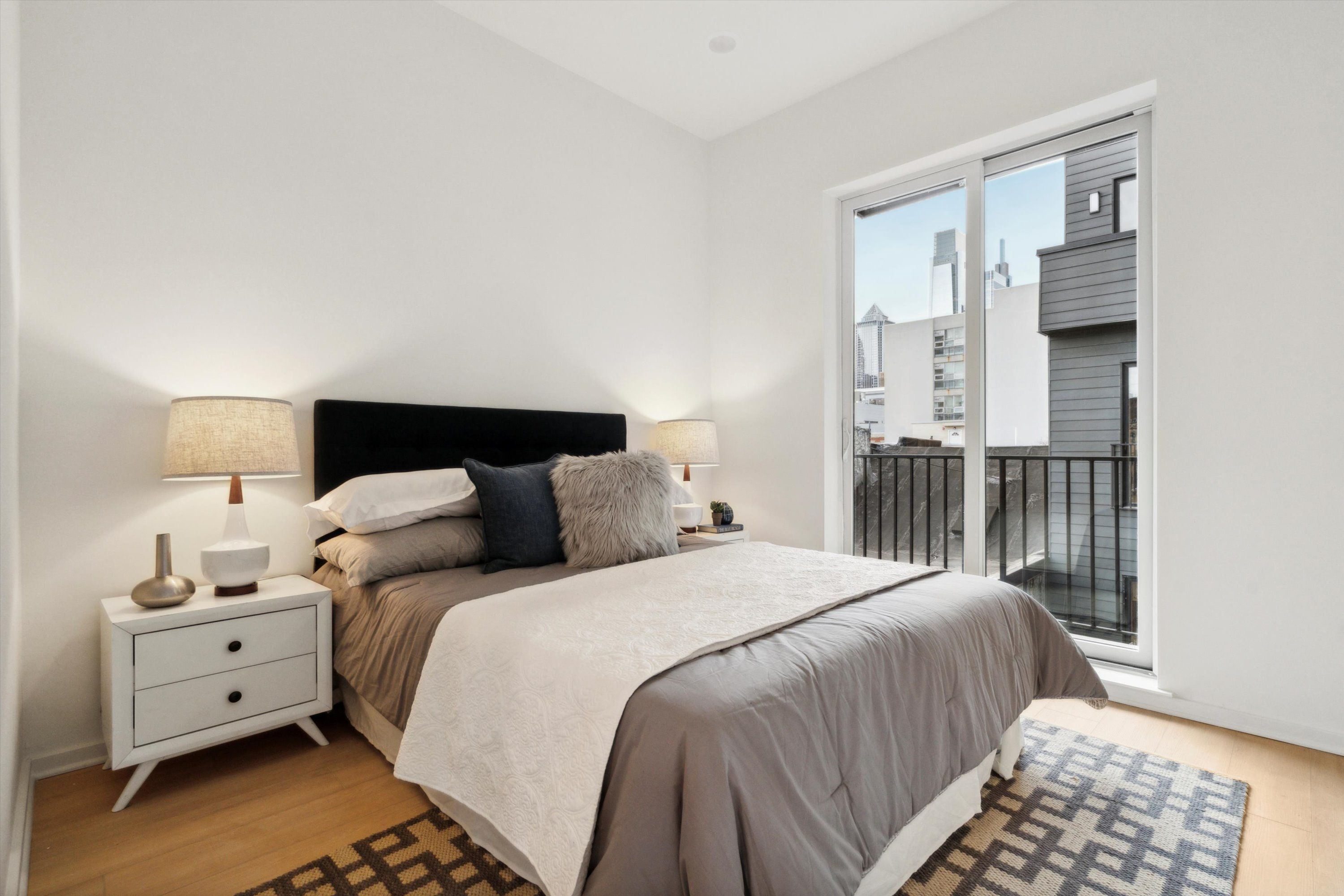 225 N 12TH ST Unit 504