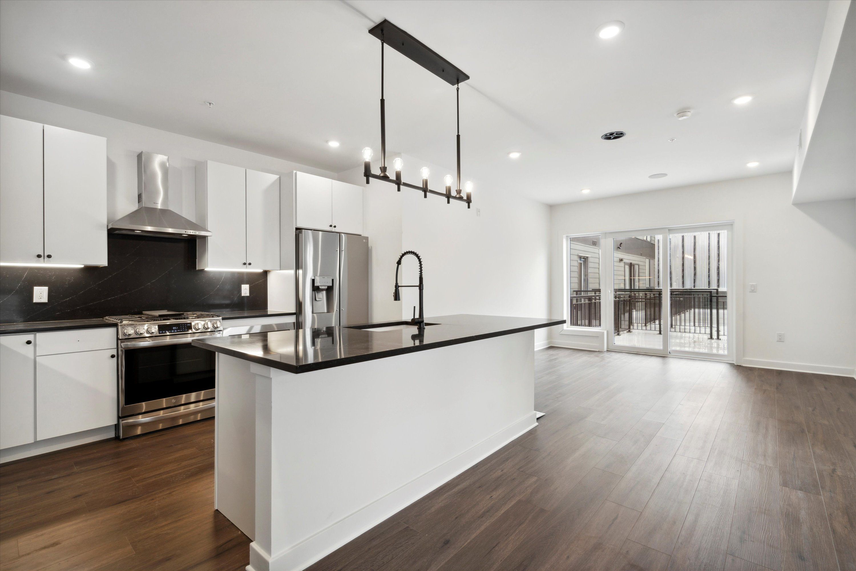 2636 E YORK ST Unit 207