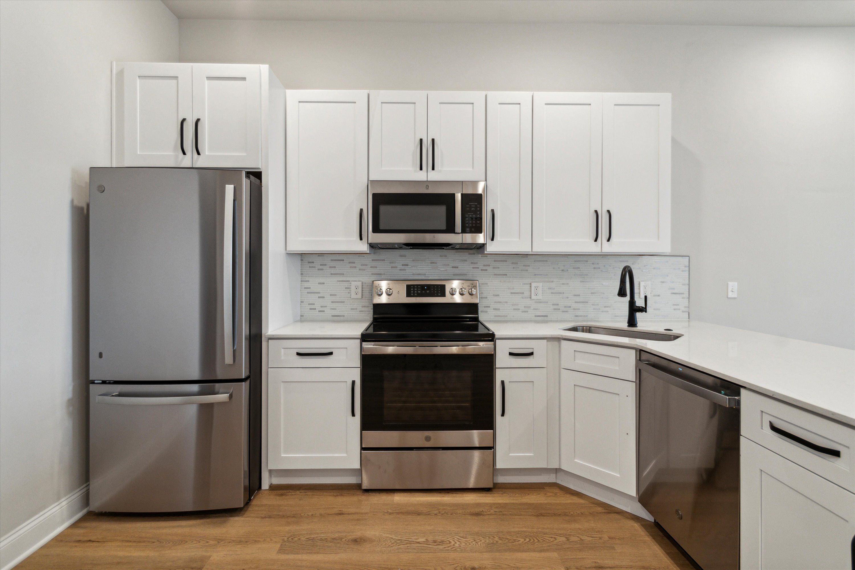 2157 E LEHIGH AVE Unit 517