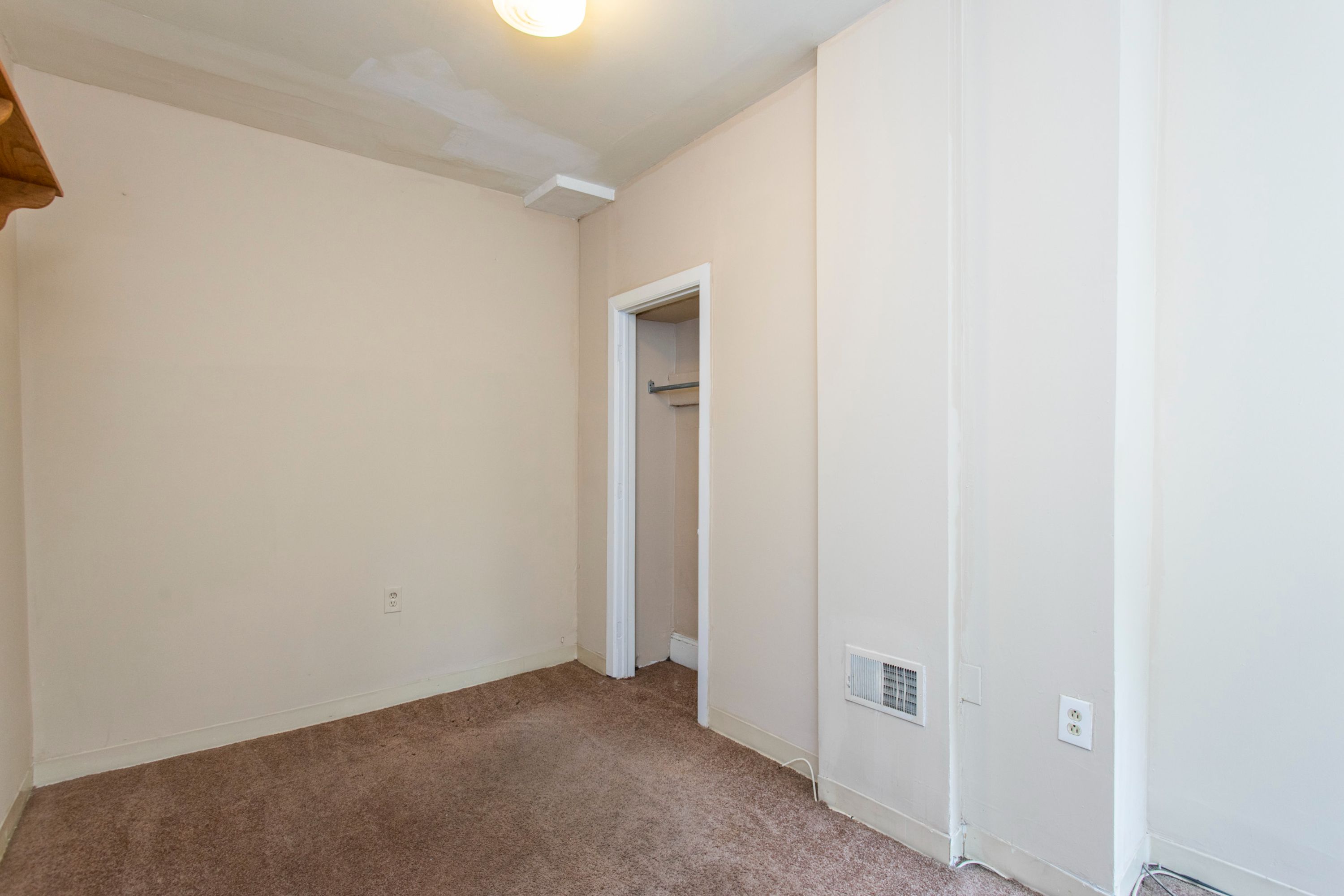 1604 N BOUVIER ST