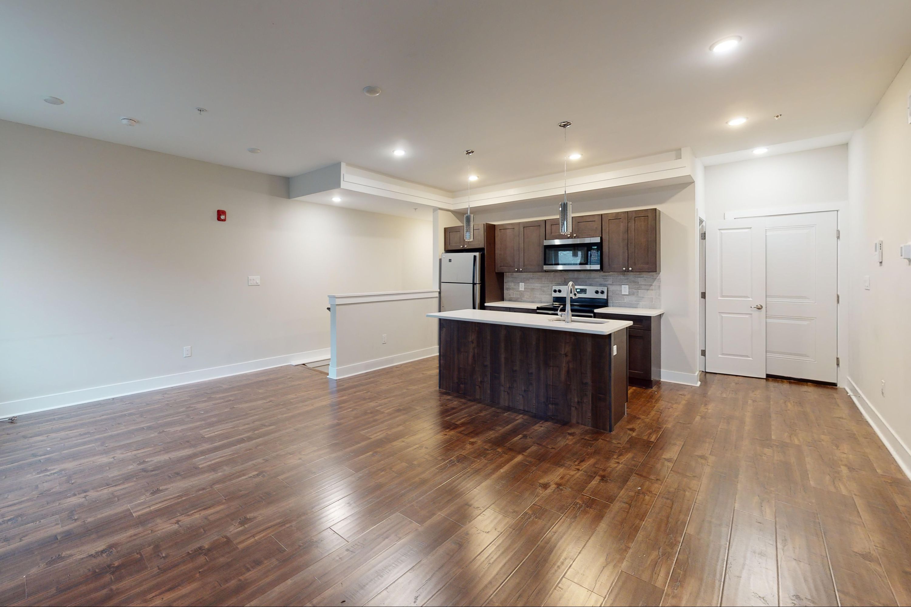 1419 N Franklin St Unit 2