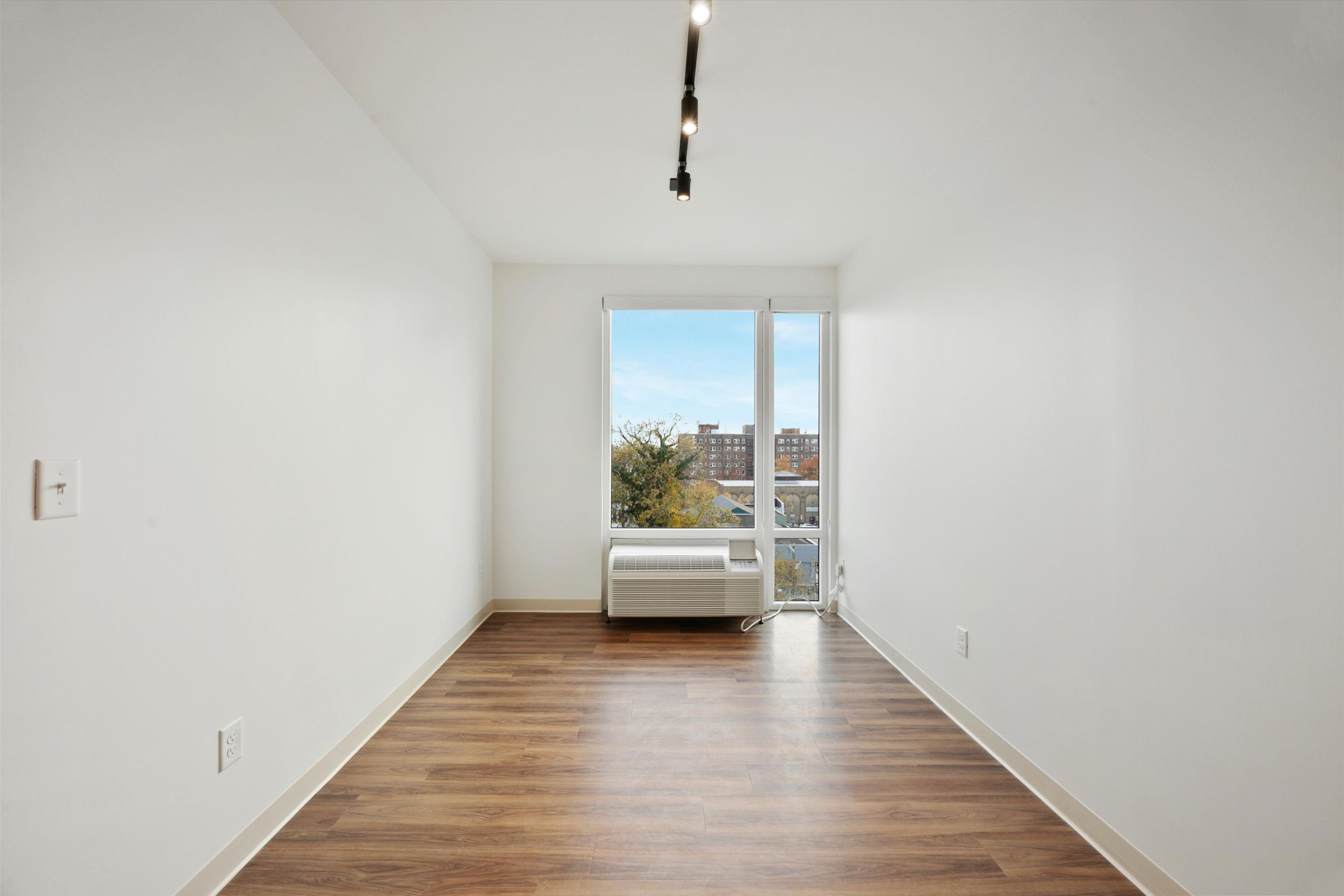 4240 Chestnut St Unit 610