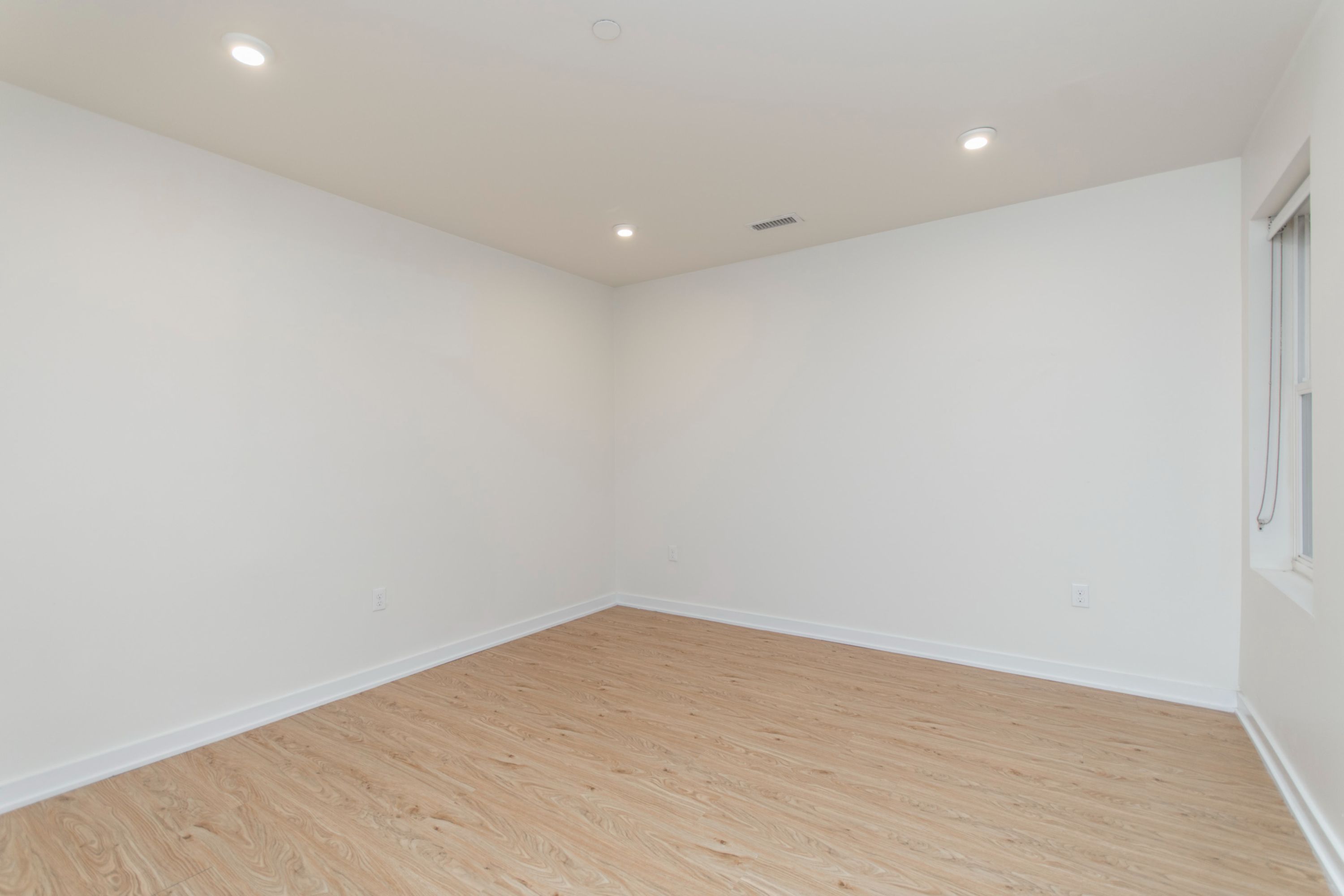 245-47 S 45TH ST Unit 2D