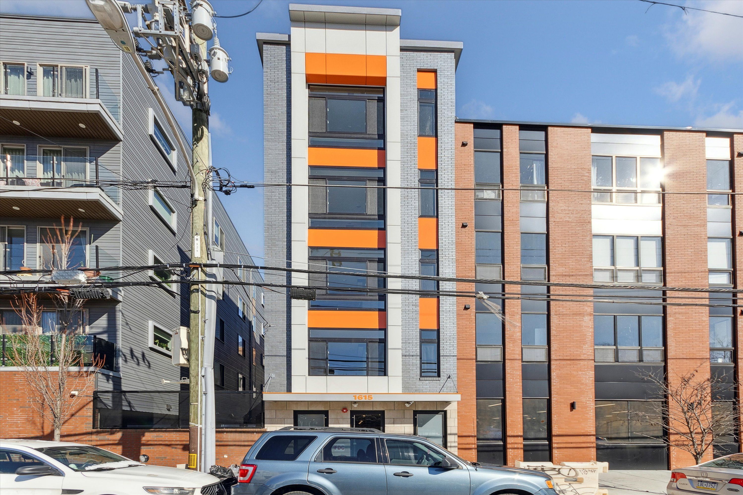 1615 POPLAR ST Unit 5