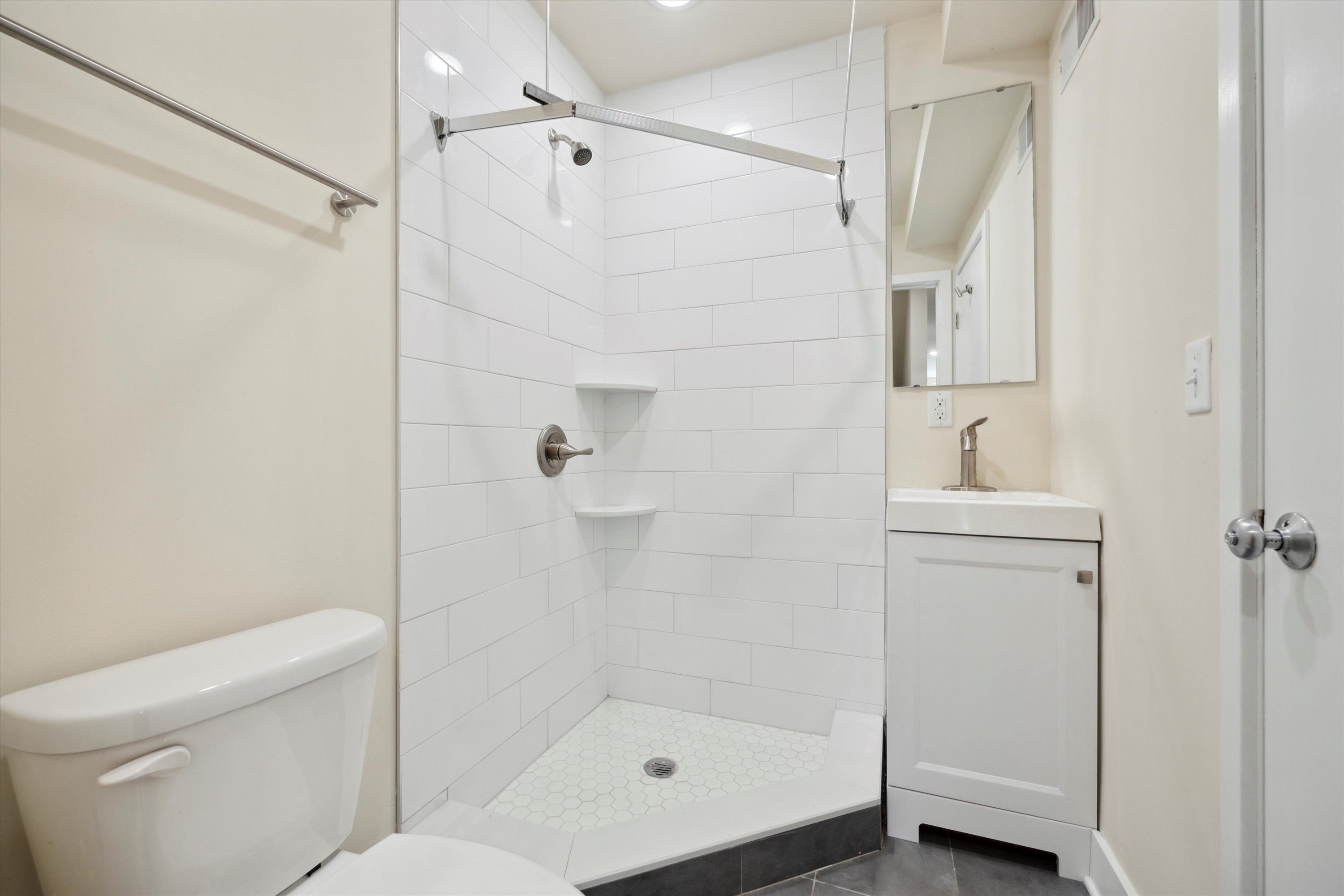 1519 N Sydenham St Unit A