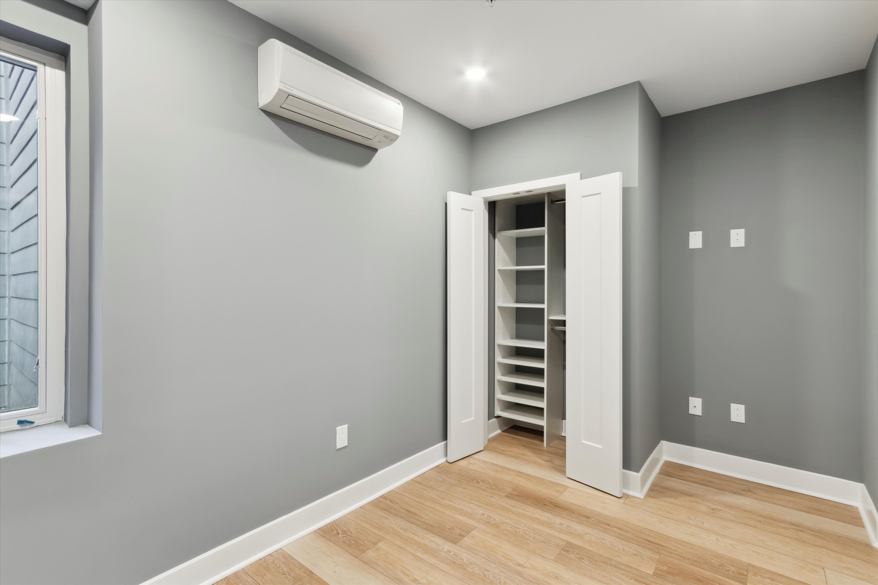 1615 POPLAR ST Unit 2
