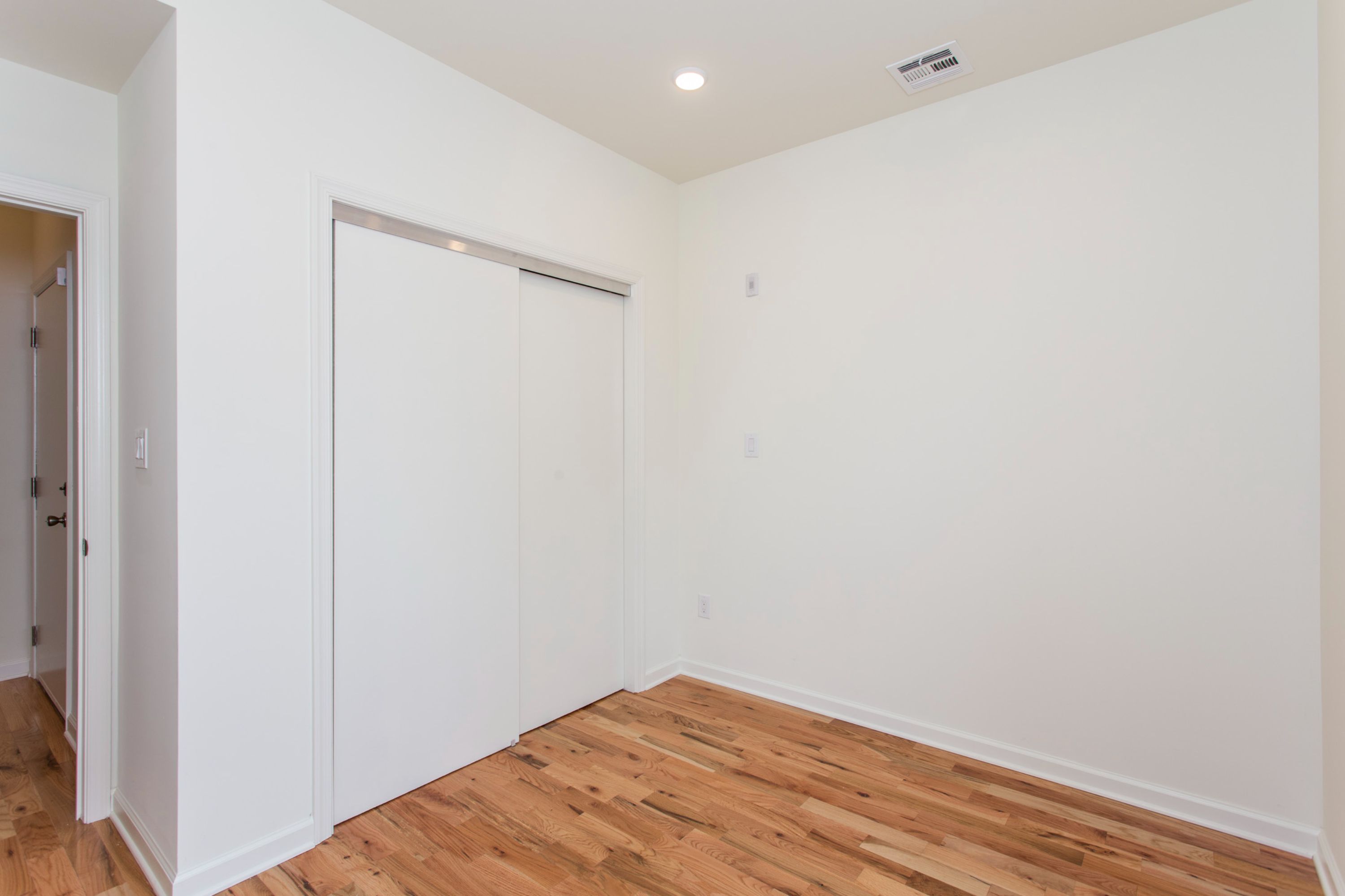 640 N 32ND ST Unit 2R