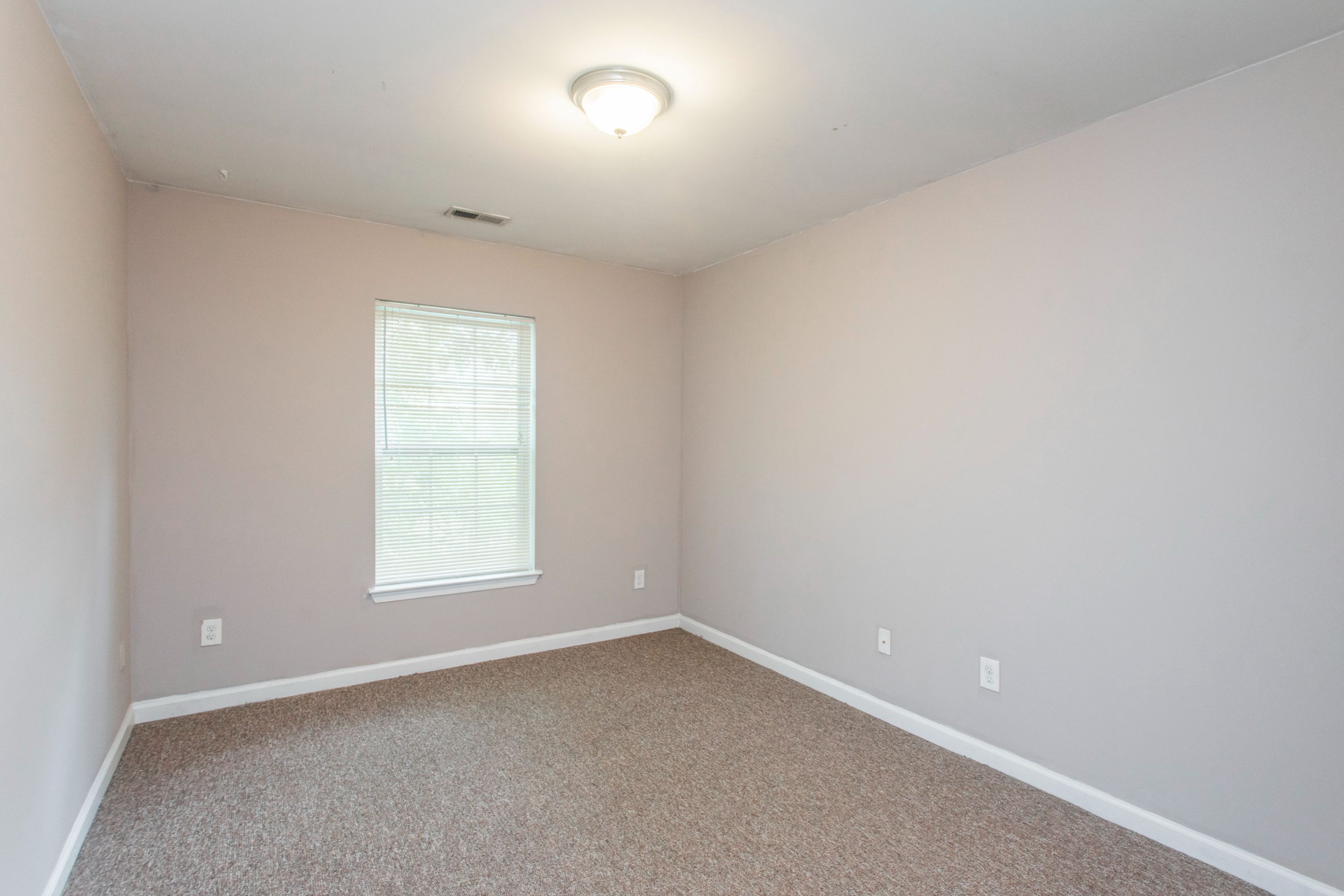 1835 WILLINGTON ST Unit 2