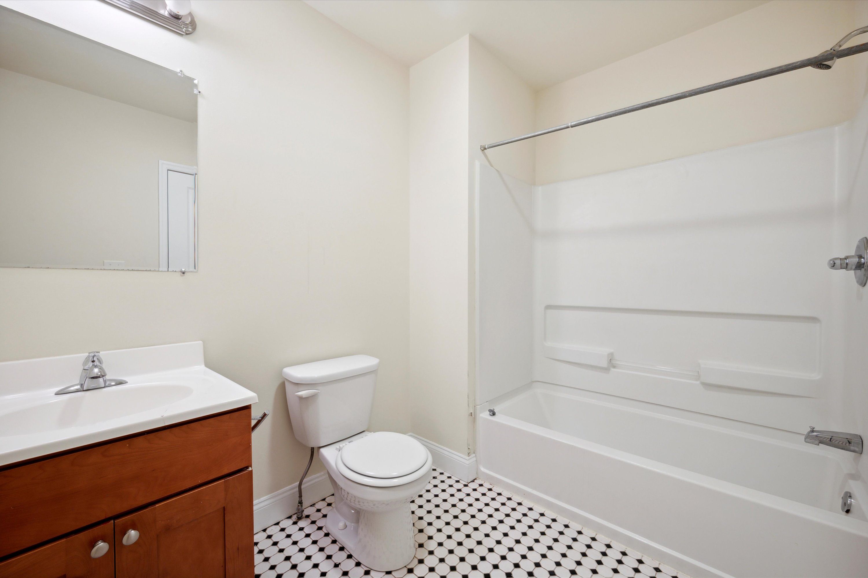 1705 ARLINGTON ST Unit A