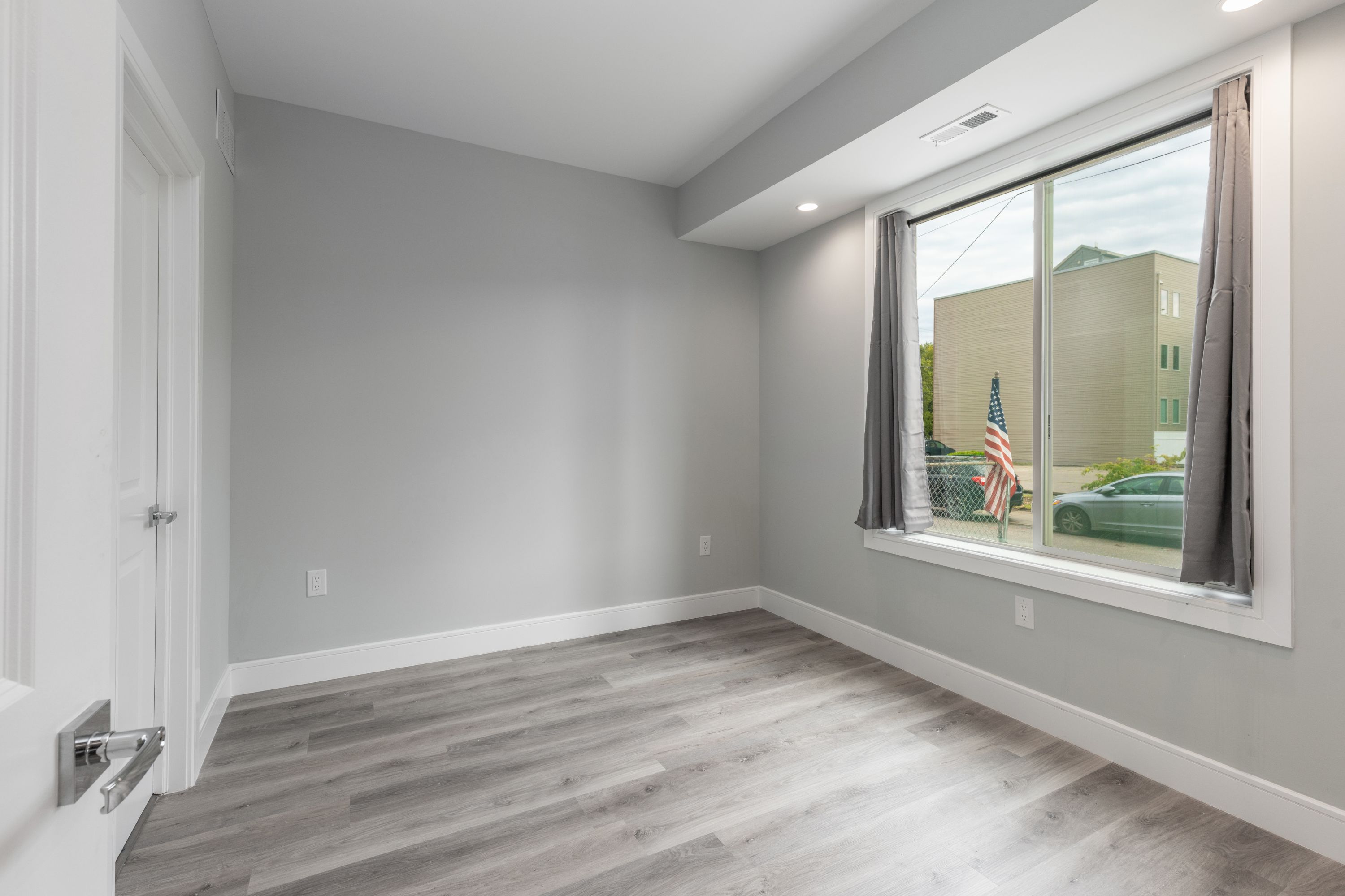 1222 N Marshall ST Unit 105
