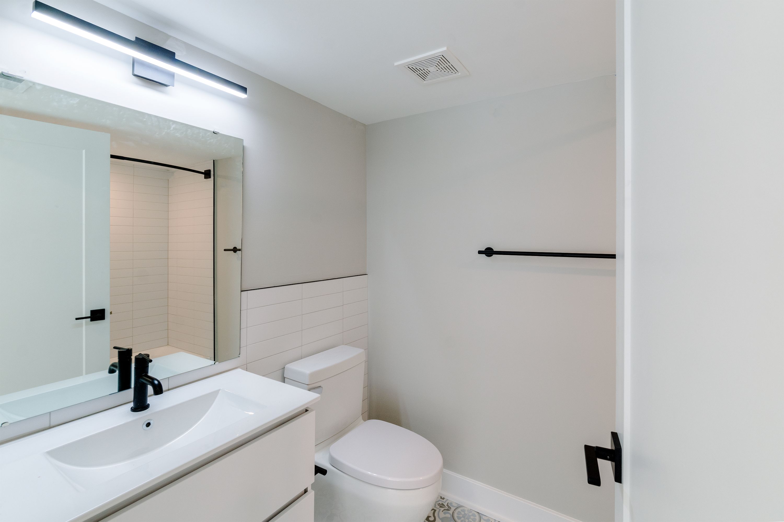 6604 Ridge Avenue Unit 305