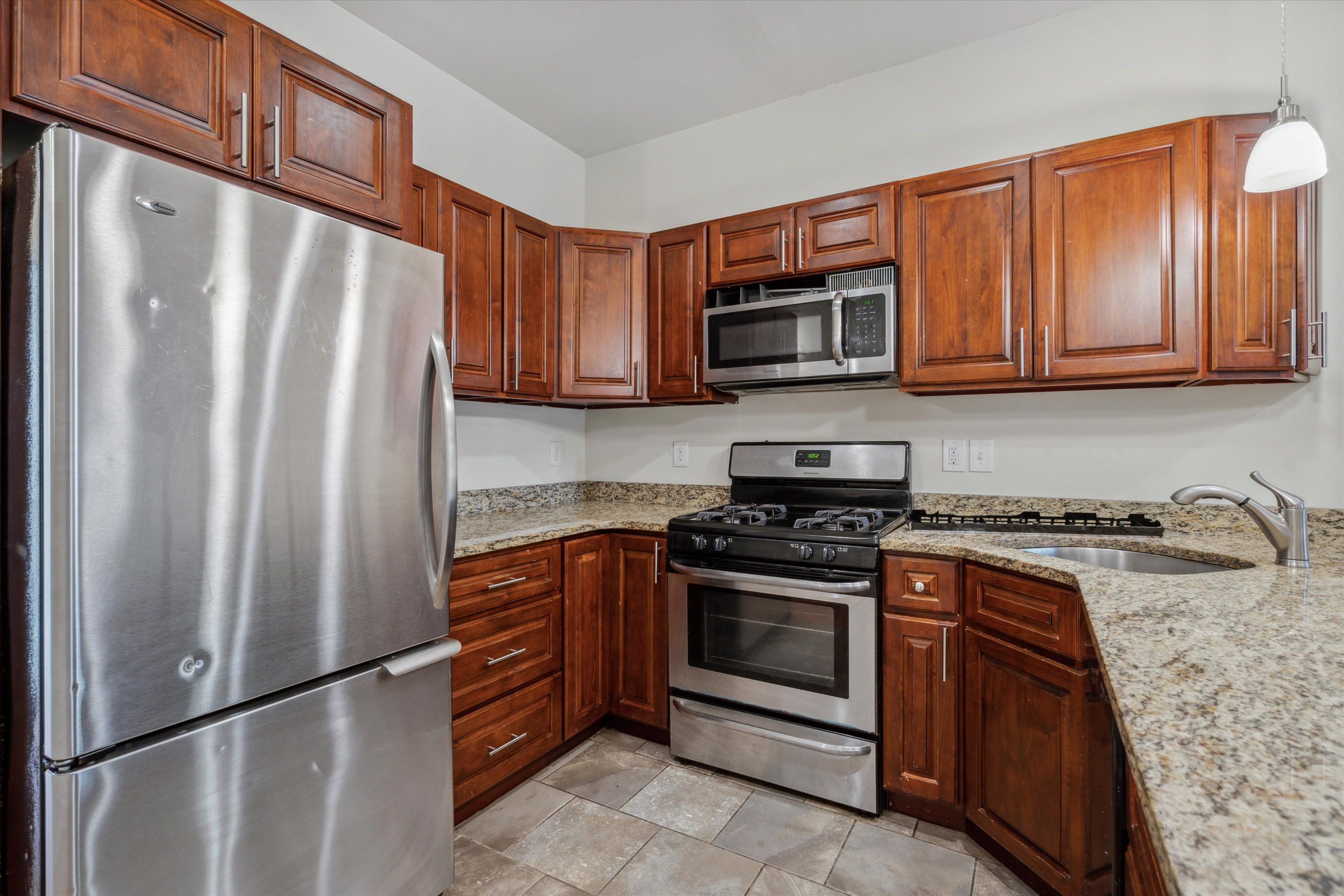 2107 N 17TH ST Unit B